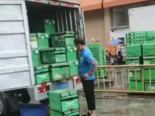 广州天猫超市招聘自带4.2米厢式货车司机